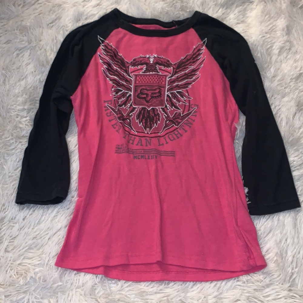 FOX Graphic 3/4 length tee y2k 💗🖤